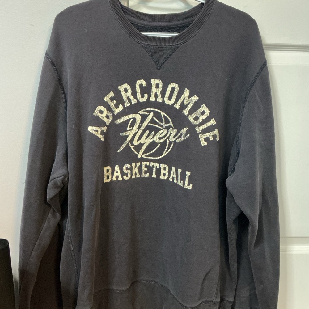 Abercrombie & Fitch Men's Dark Gray Crewneck Sweater